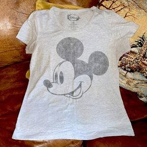 Mickey Mouse Disney T-shirt XL, very soft